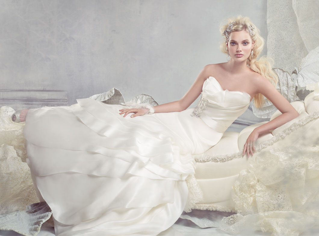 Alvina Valenta Bridal Gowns, Wedding Dresses Style AV9300 by JLM Couture, Inc. Alvina Valenta Bridal Gowns, Wedding Dresses Style AV9300 by JLM Couture, Inc.