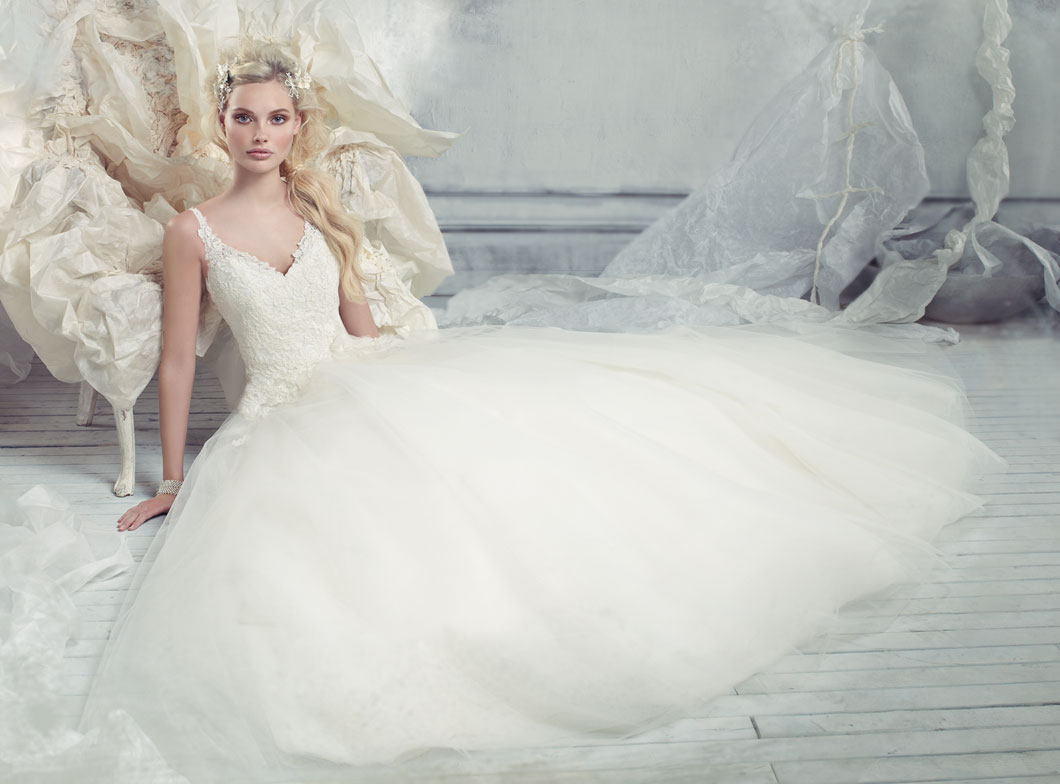 Alvina Valenta Bridal Gowns, Wedding Dresses Style AV9301 by JLM Couture, Inc. Alvina Valenta Bridal Gowns, Wedding Dresses Style AV9301 by JLM Couture, Inc.