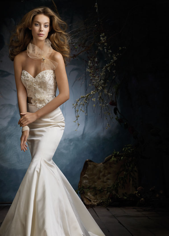 Lazaro Bridal Gowns, Wedding Dresses Style LZ3105 by JLM Couture, Inc. Lazaro Bridal Gowns, Wedding Dresses Style LZ3105 by JLM Couture, Inc.